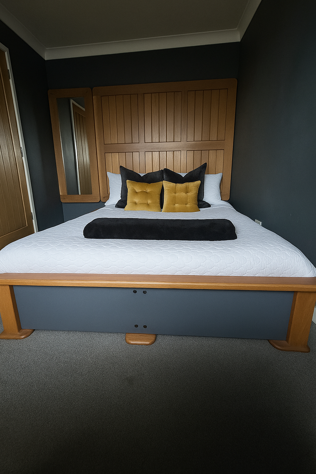 The Windermere Oak Low Platform Bed